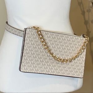 NEW! MICHAEL KORS belt purse vanilla and gold